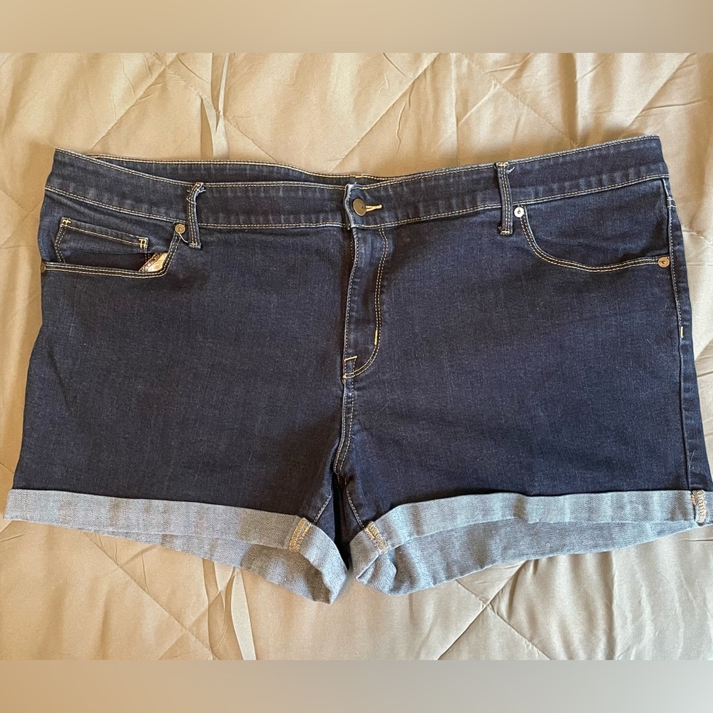 Jean shorts size 24 Ava and Viv Target EUC